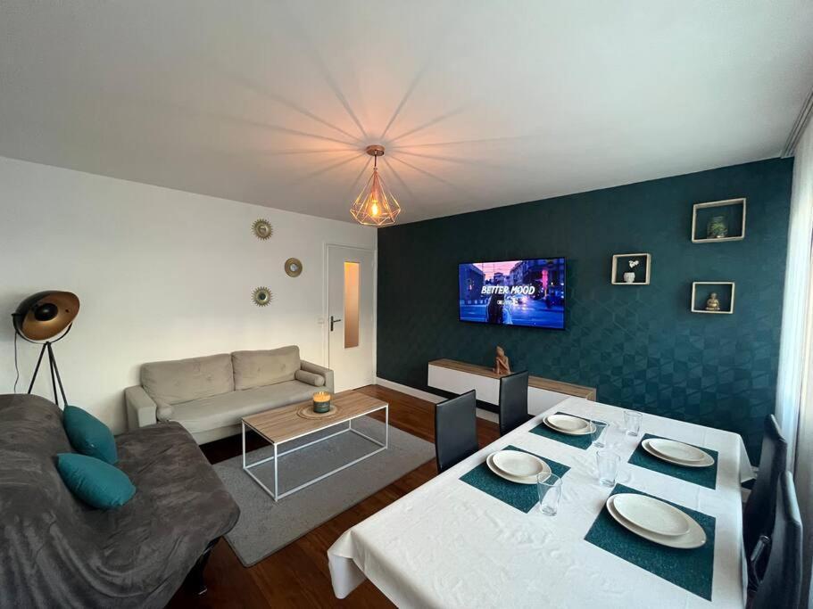 Joli Appartement Proche Centre Lorient Exterior photo