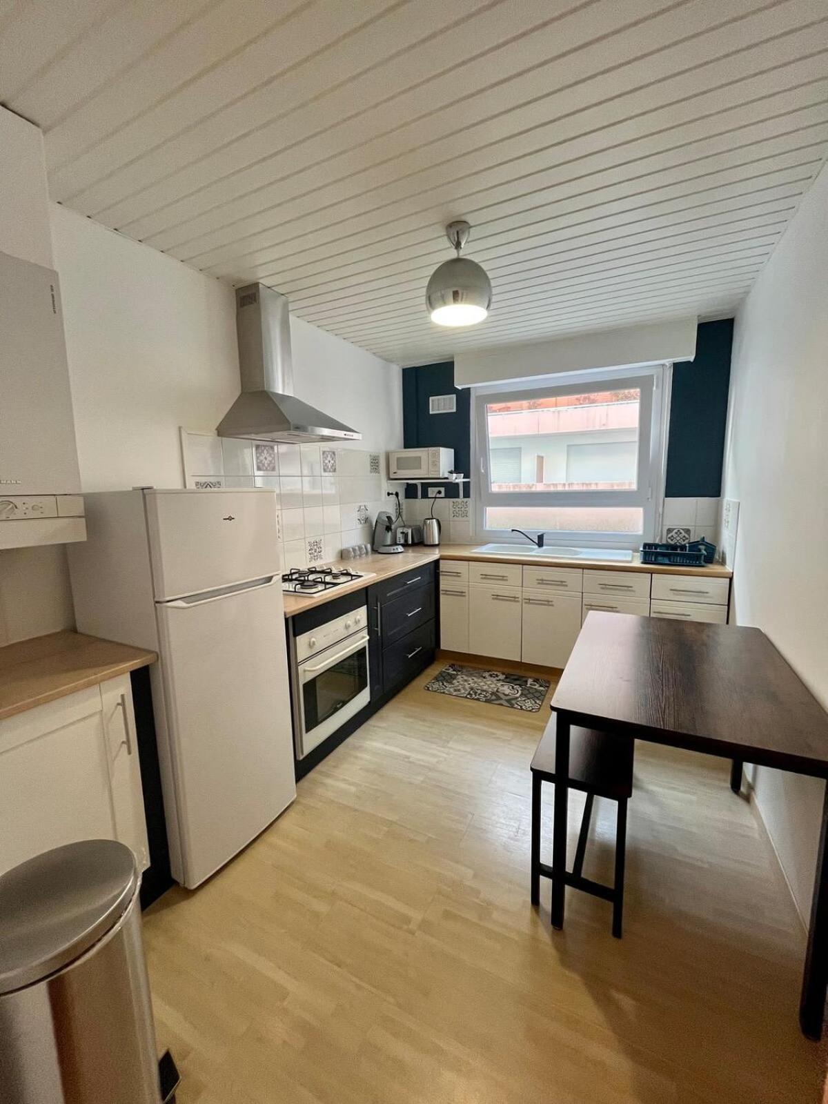 Joli Appartement Proche Centre Lorient Exterior photo
